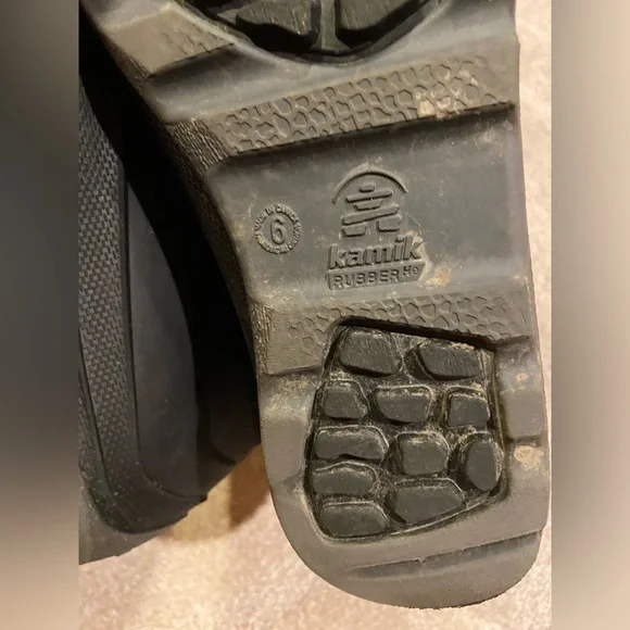 Kamik Waterproof Winter Boots Size 6 - Picture 9 of 12